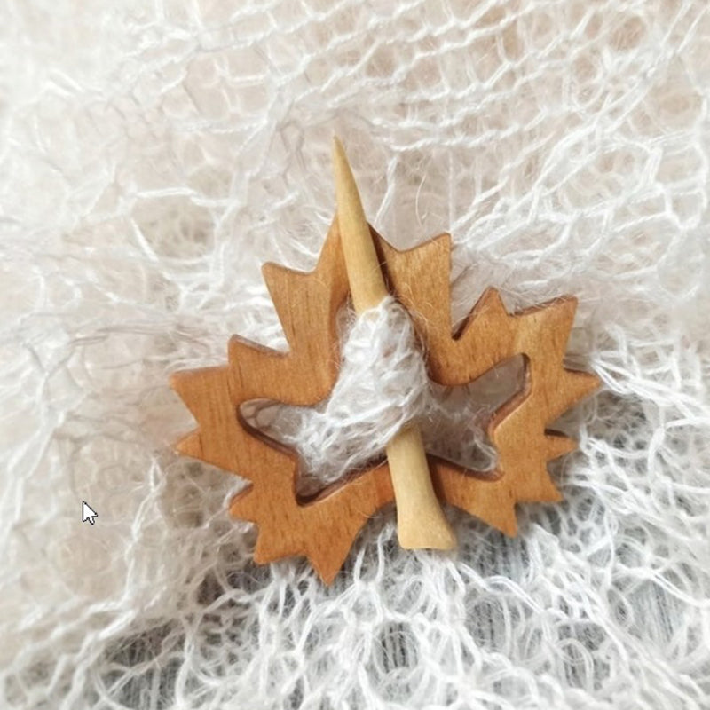 Brooch Pin with Wooden Animal Pattern