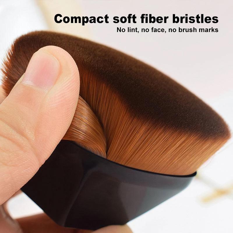 High-Density Seamless Foundation Brush